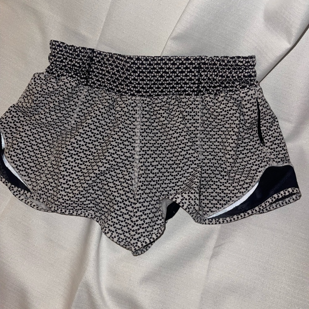 Lululemon hotty hot shorts